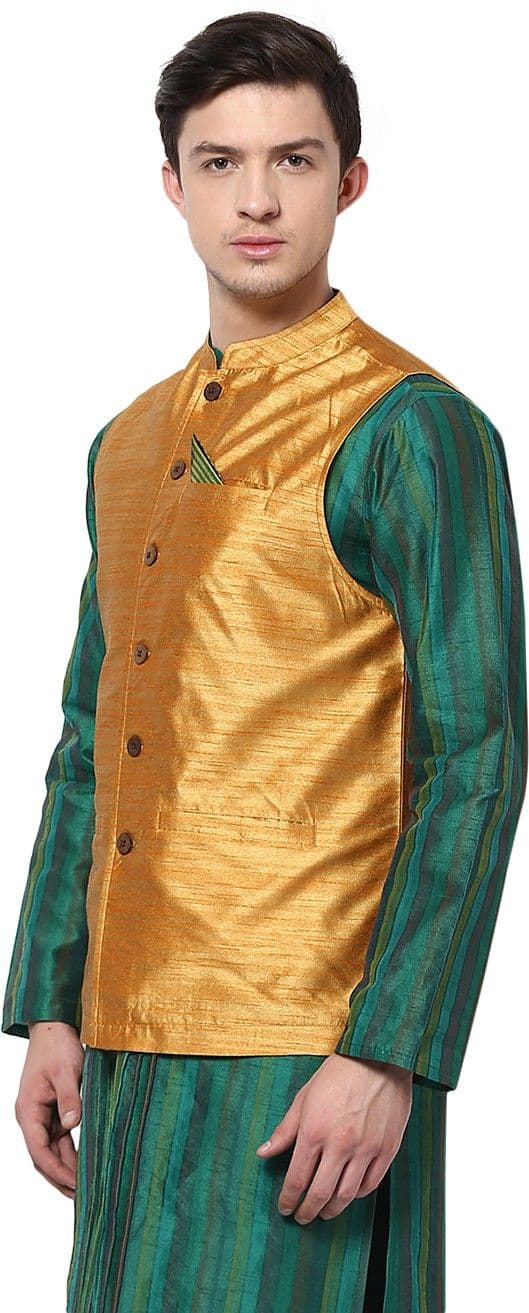 Yepme Sleeveless Solid Men's Jacket view 2
