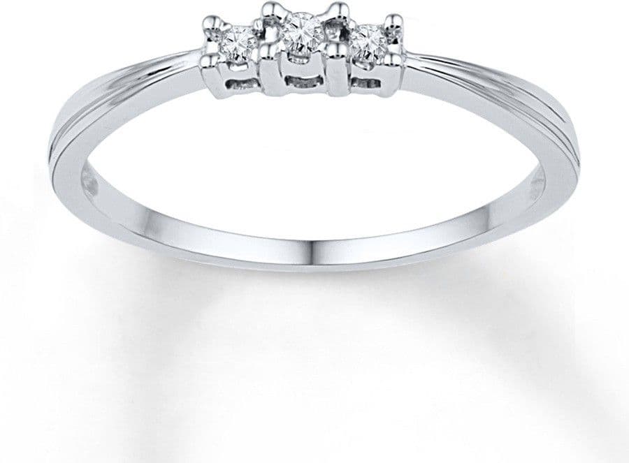 ALLURING Silver Swarovski Crystal Rhodium NA K Ring view 2