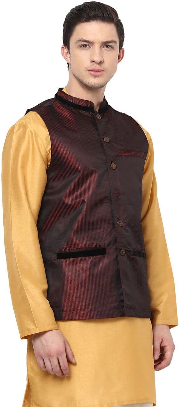 Yepme Sleeveless Solid Men's Jacket view 6