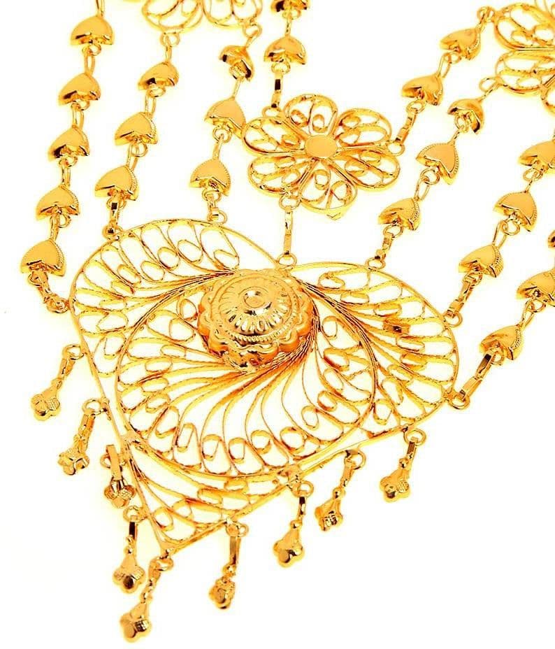 GoldNera Alloy Necklace view 4