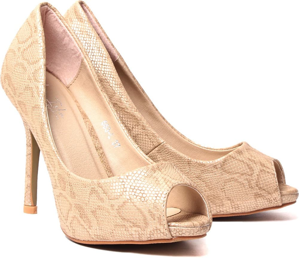 La Isla Women Heels