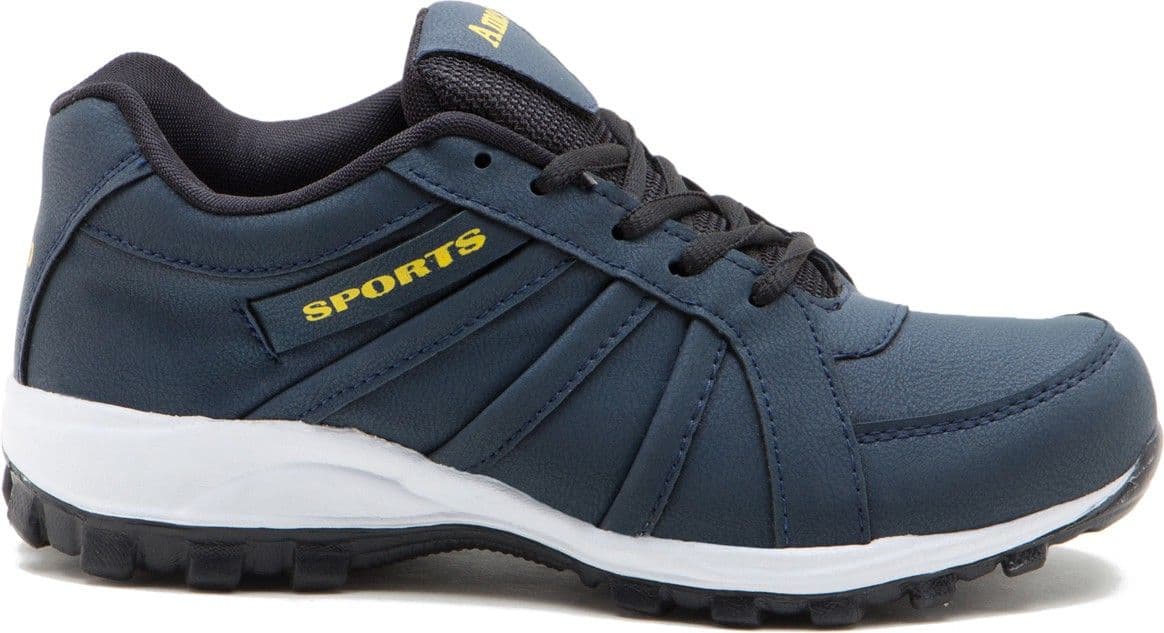 AMCO Walking Shoes view 2