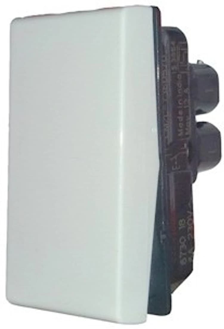 Legrand Legrand Myrius 673018 6A White Push Button 6 One Way Electrical Switch