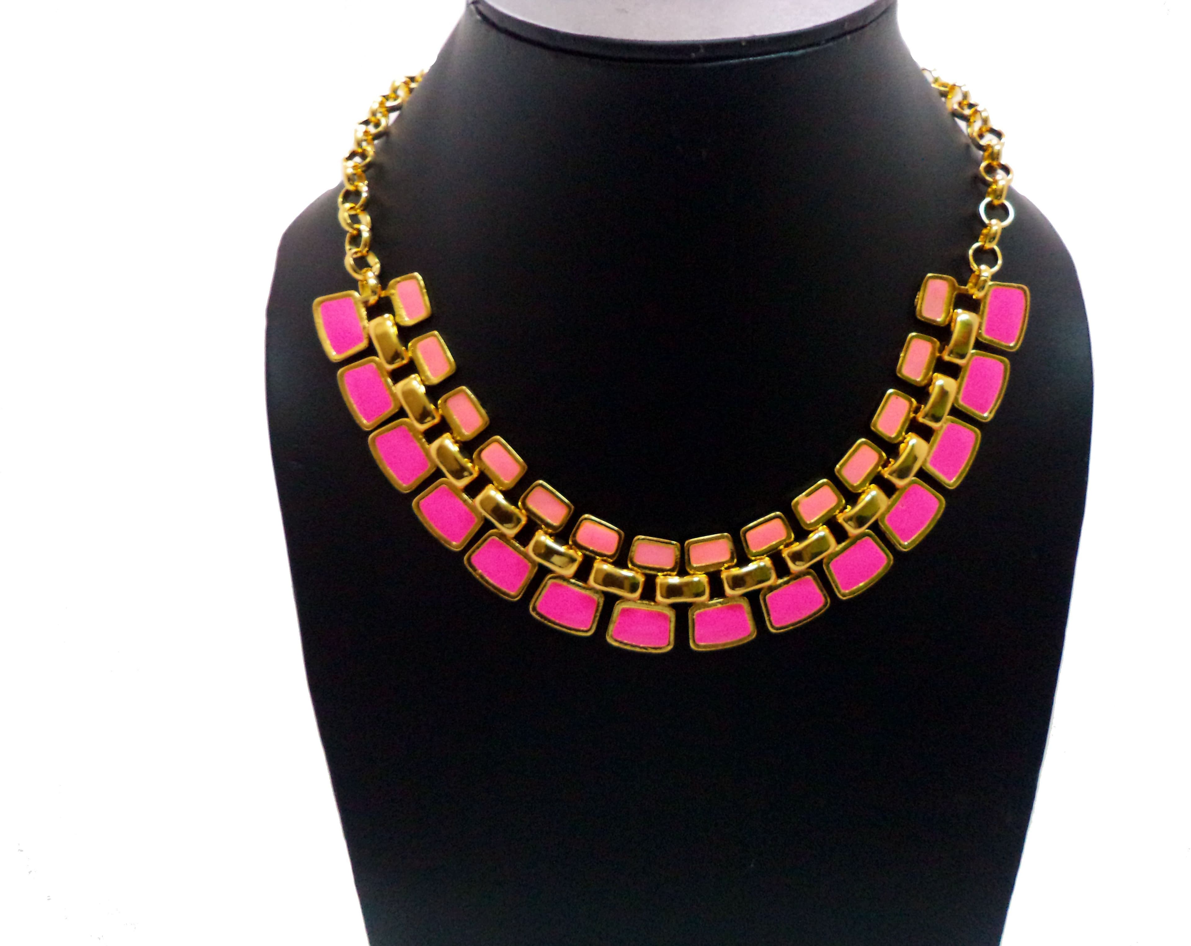 Gia Exclusive Pretty Pink Enamel, Metal Necklace