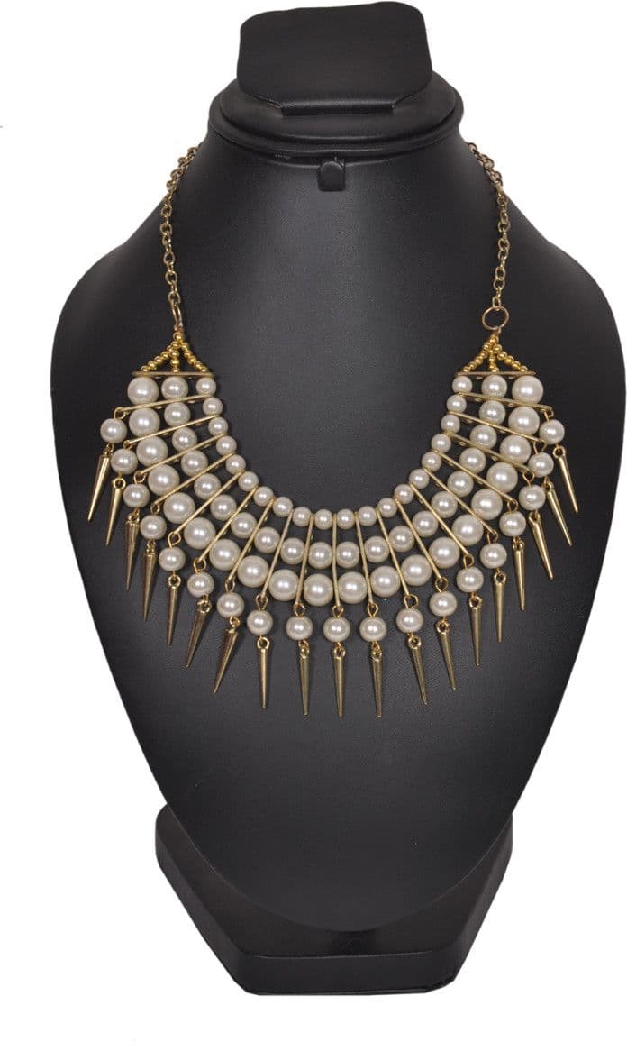 Giftwallas Crystal Necklace