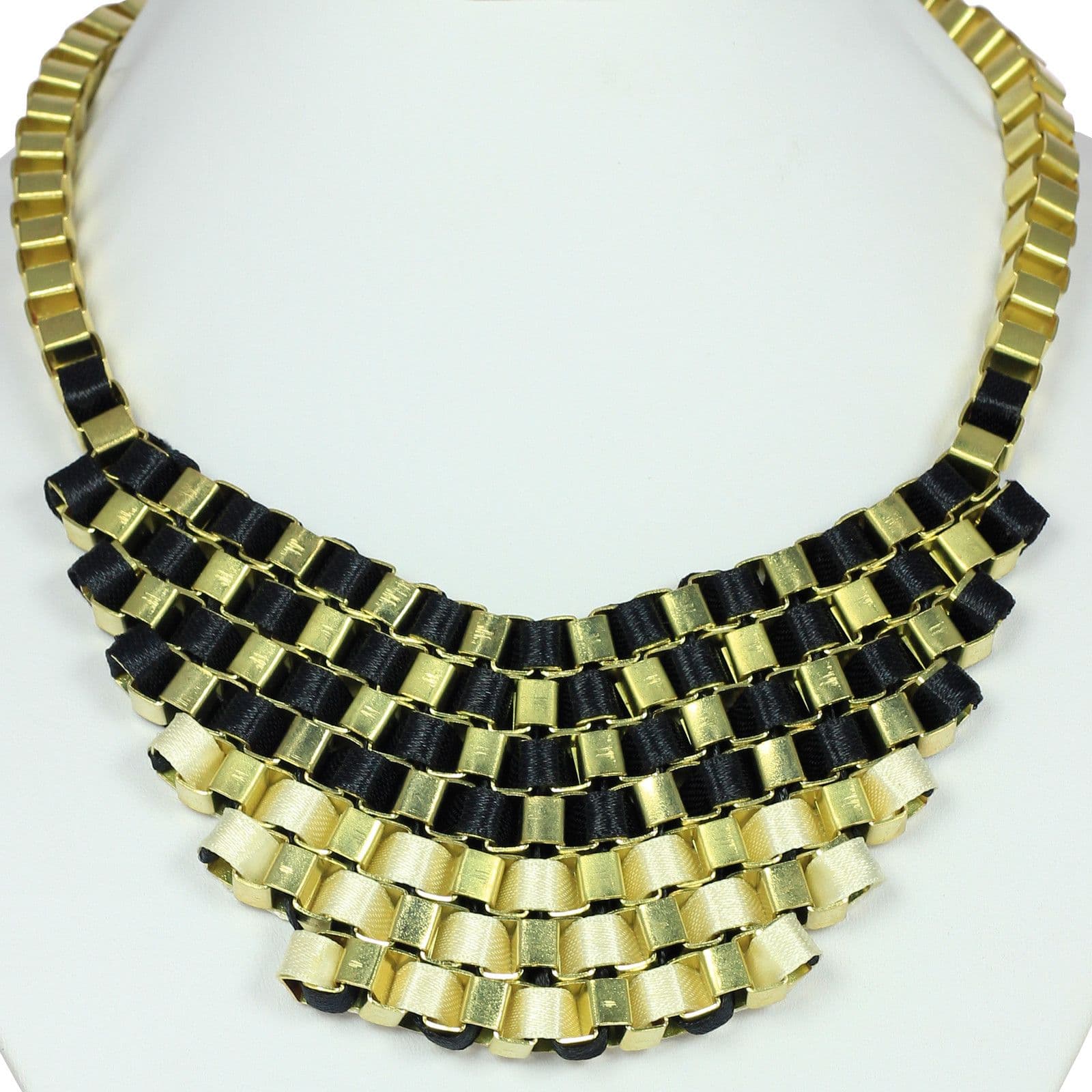 Vinnis Alloy, Fabric Necklace