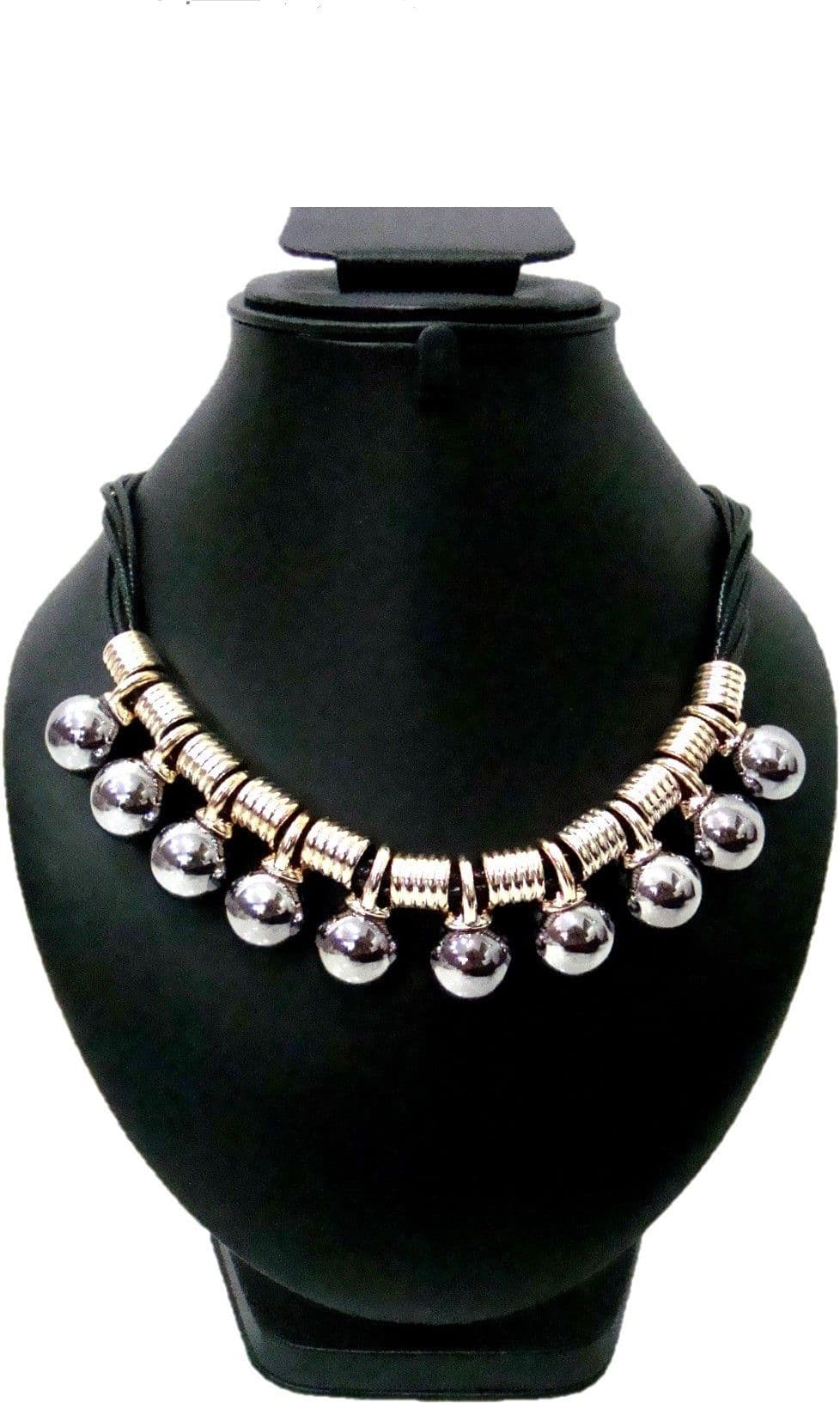 Di Classe Seductive Silver Neckpiece Alloy, Silk Dori Necklace