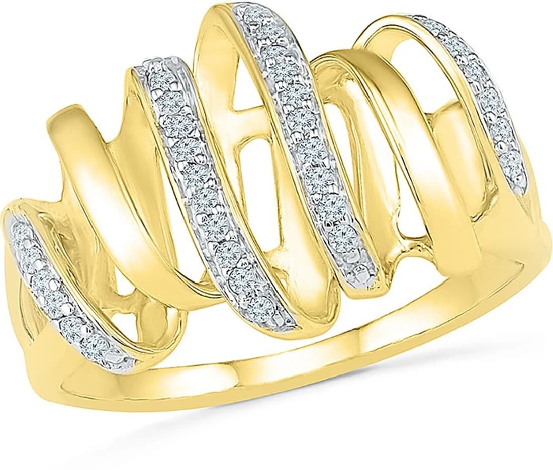 Radiant Bay Distinguishing Yellow Gold Diamond 14 K Ring